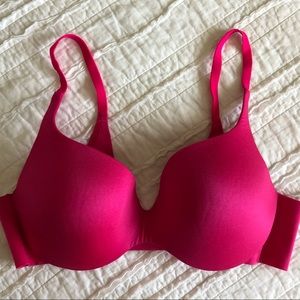 Victory Secret Lined Demi 38C Fuchsia